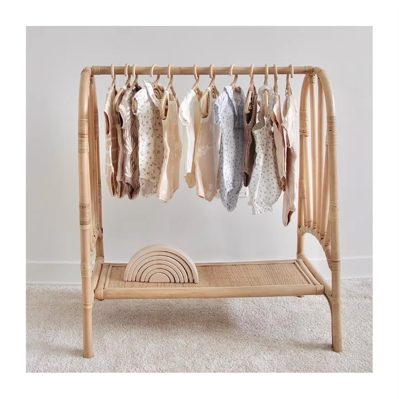Decorative small hangers, hand - Baby Clothing Hanging Rack avis et prix